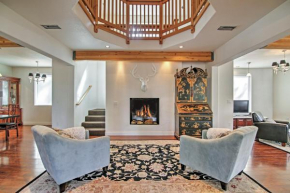 Luxurious 2-Suite Lodge Only 1 5 Mi to Lake Tahoe!, South Lake Tahoe